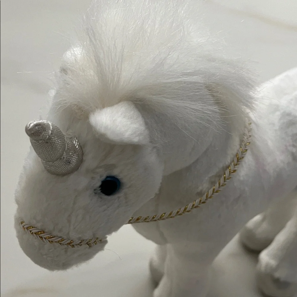 Breyer White Plush Unicorn with Silver color  Horn. - Picture 6 of 10